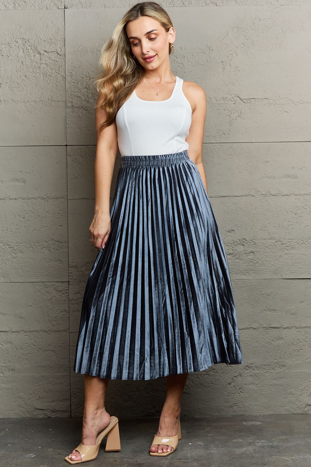 Pleated Flowy Midi Skirt