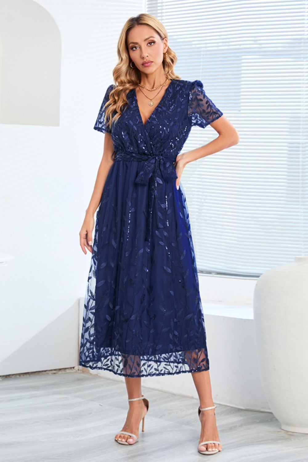 Leaf Embroidery Tie Front Short Sleeve Dress