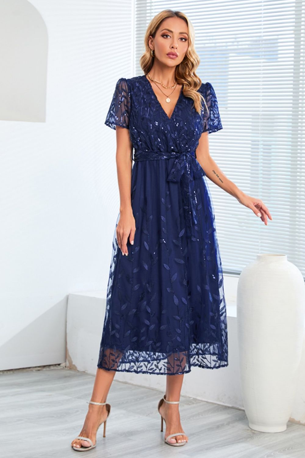 Leaf Embroidery Tie Front Short Sleeve Dress