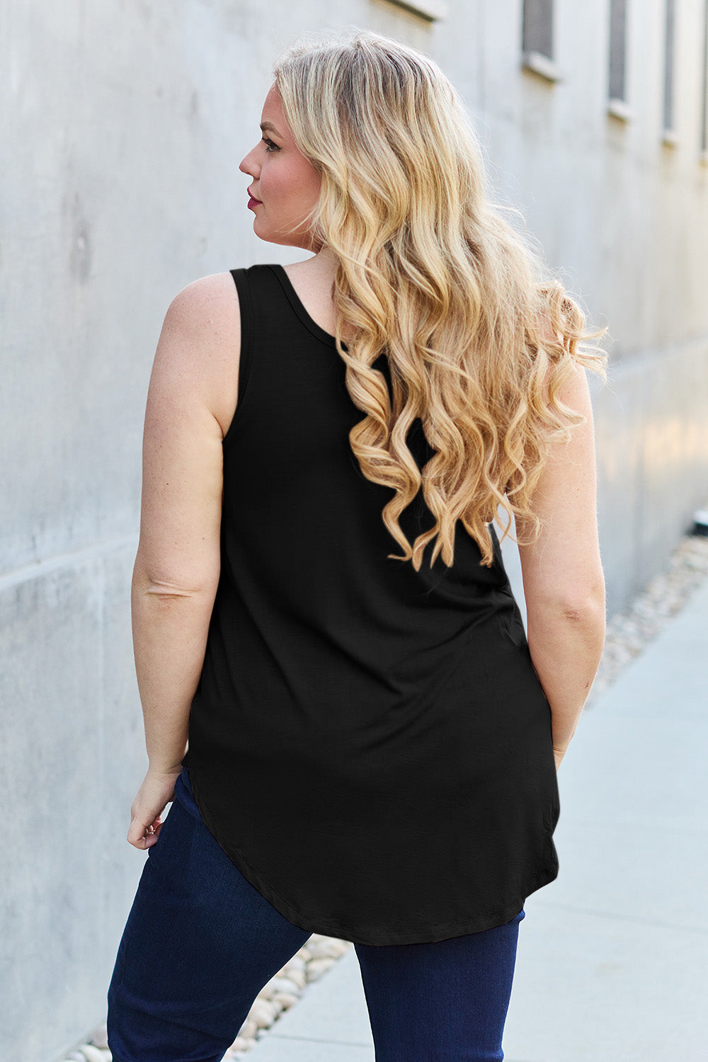 Full Size Round Neck Curved Hem Tank