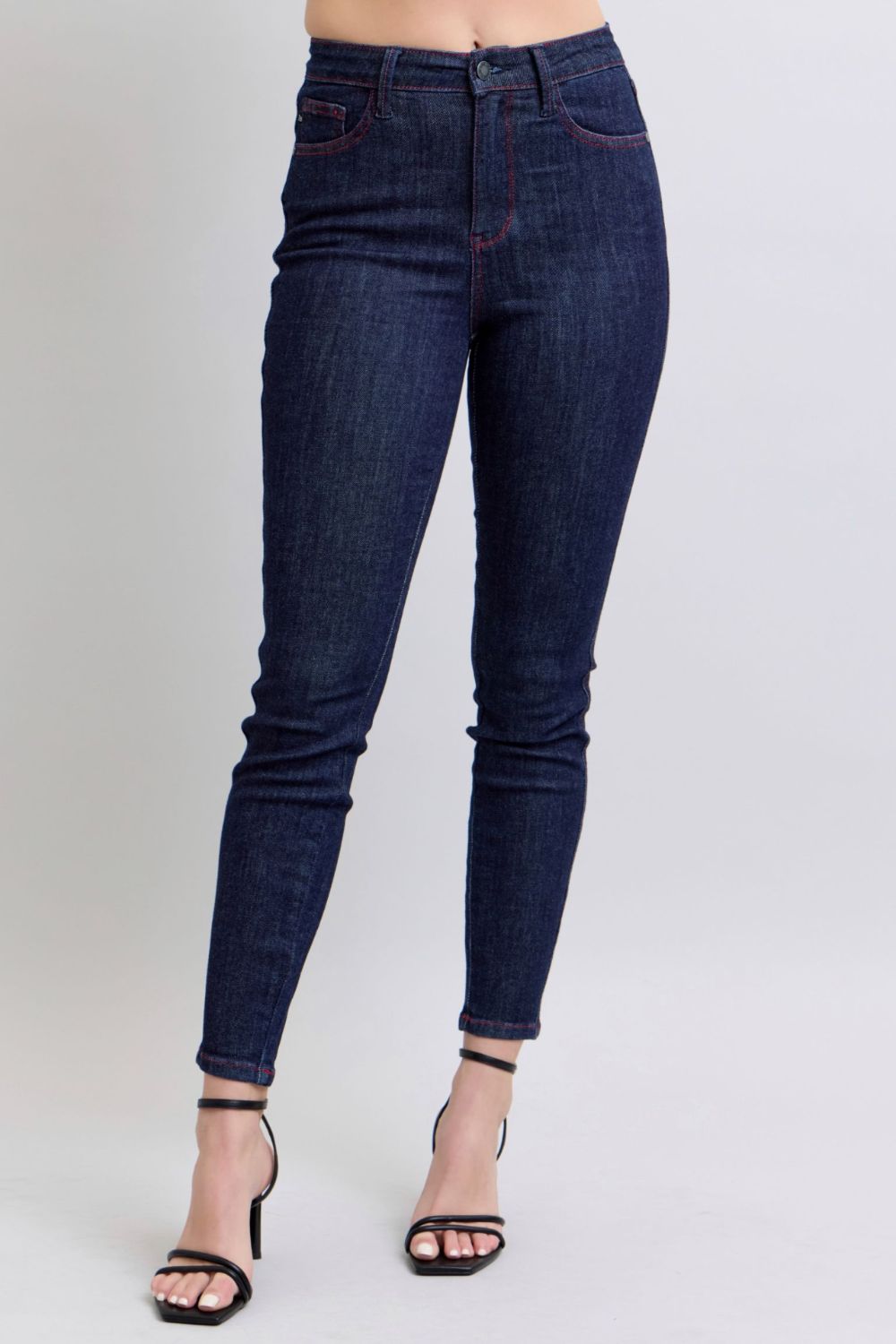 Full Size Heart Shaped Back Pockets Skinny Jeans